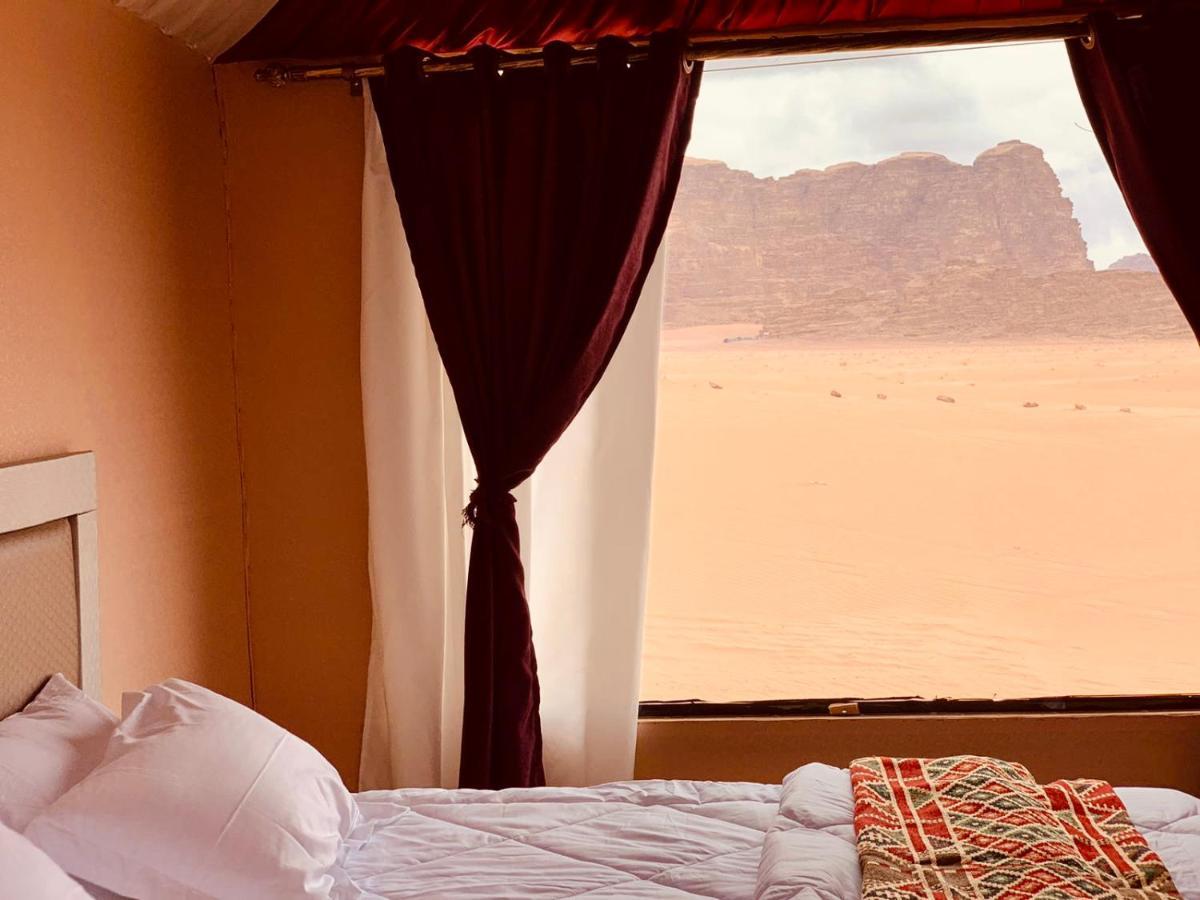 Rum Crown Wadi Rum Exteriér fotografie