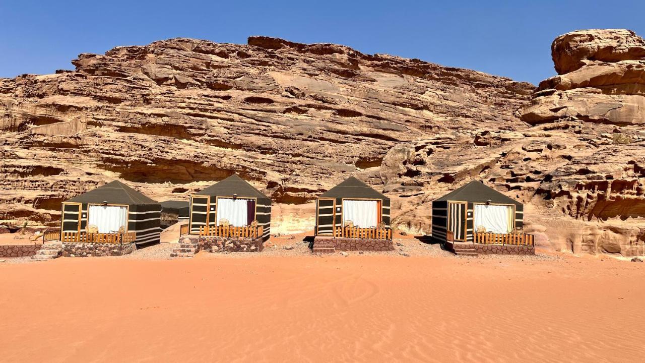 Rum Crown Wadi Rum Exteriér fotografie