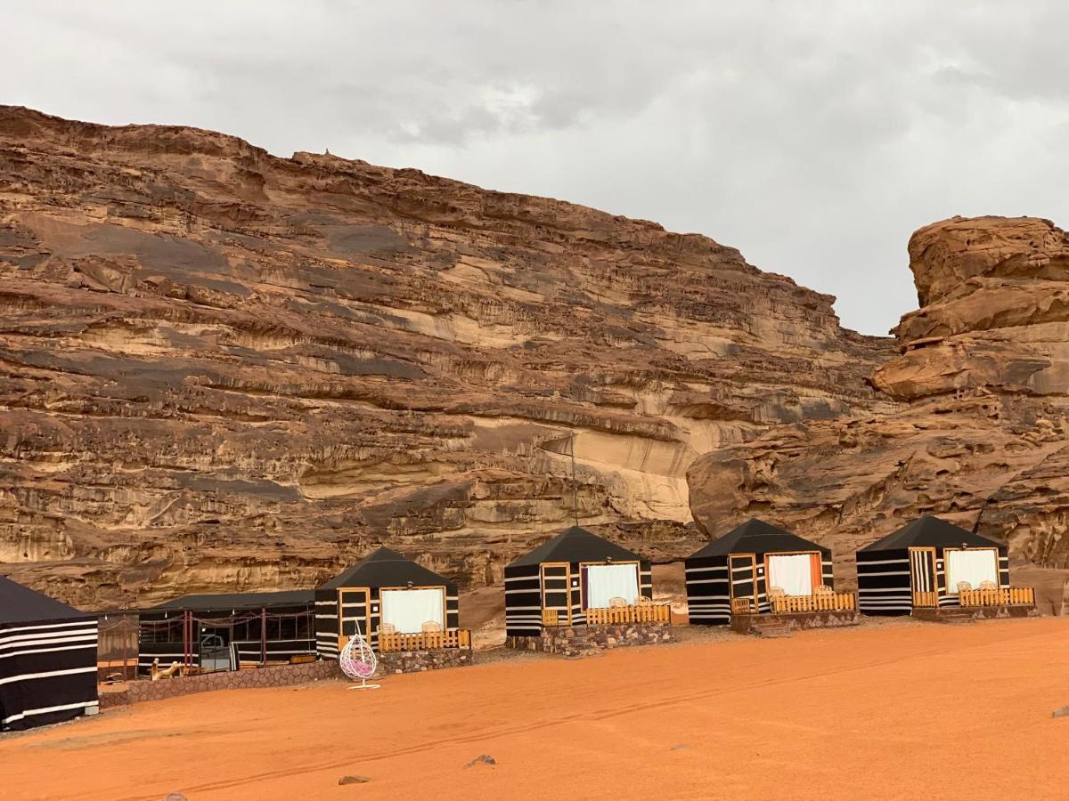 Rum Crown Wadi Rum Exteriér fotografie